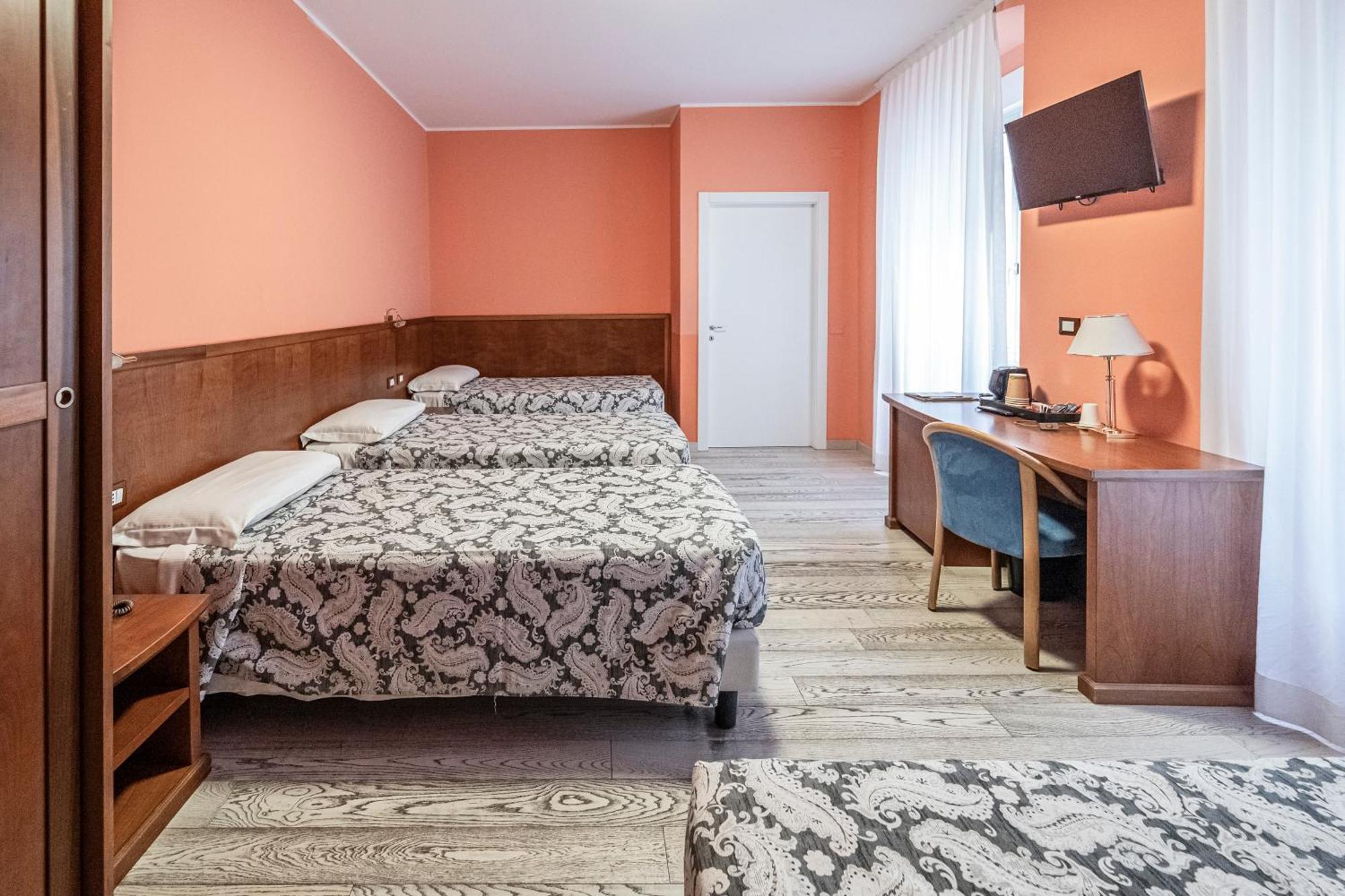Hotel Italia Trieste Ngoại thất bức ảnh